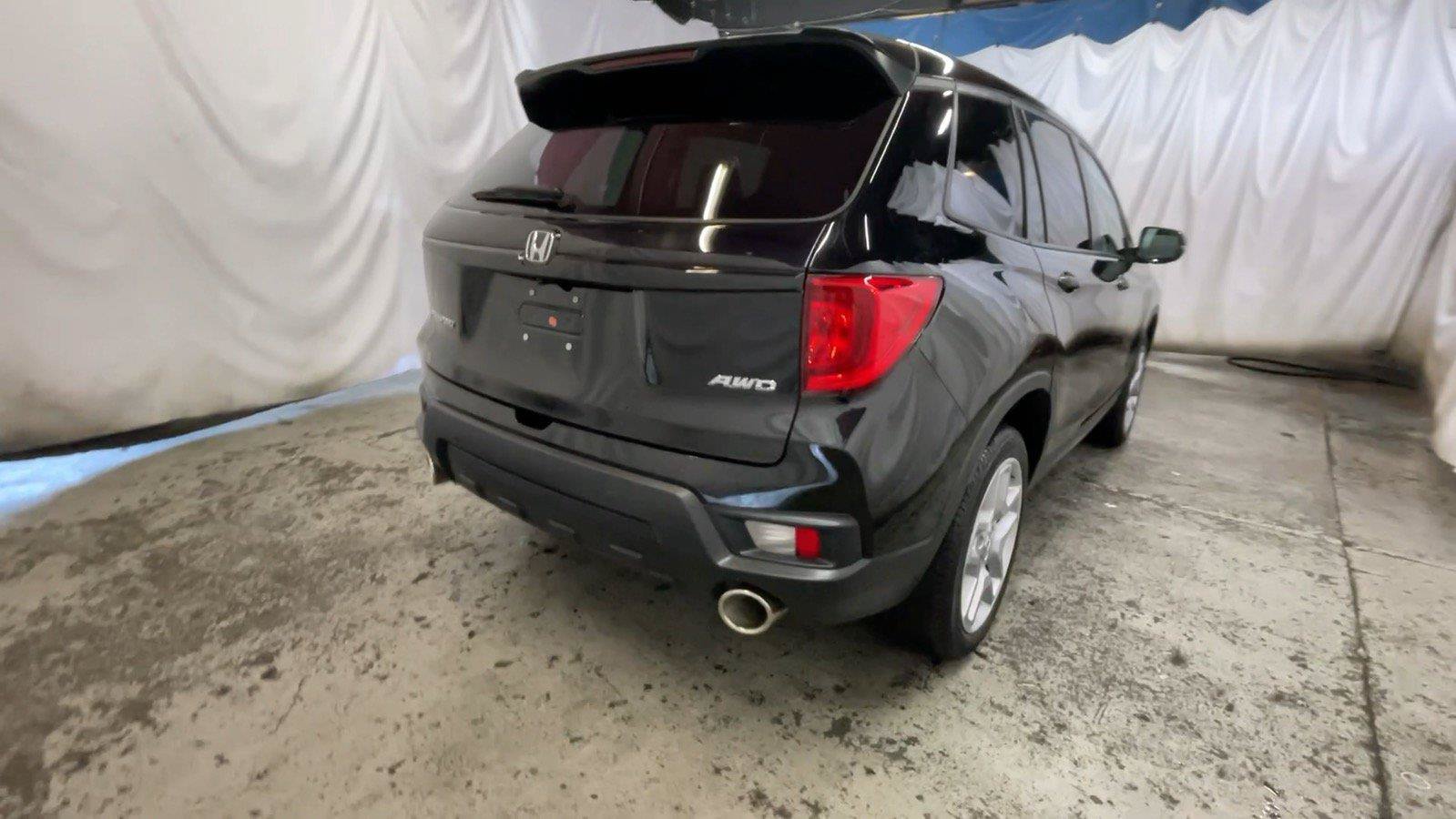Certified 2024 Honda Passport EX-L image 6