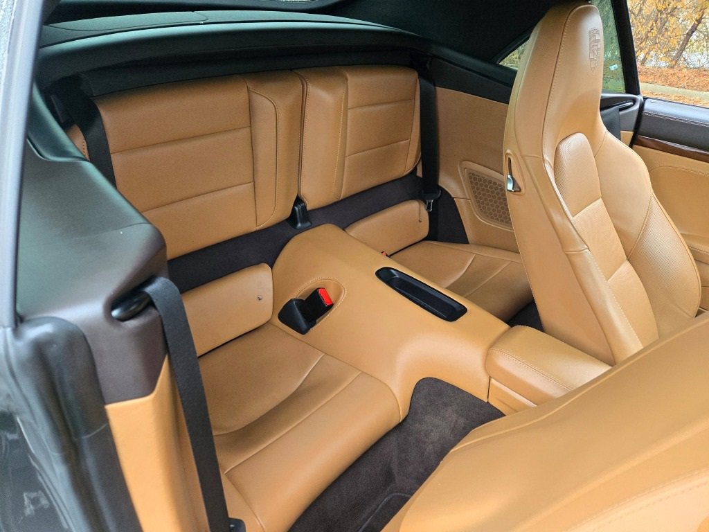 Used 2017 Porsche 911 Turbo image 33