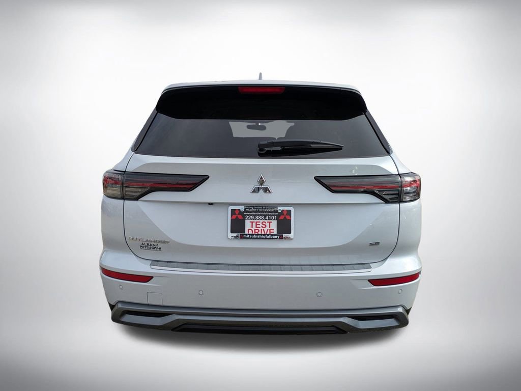 New 2026 Mitsubishi Outlander SE FWD image 4