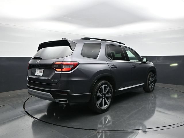 Used 2023 Honda Pilot Elite image 8