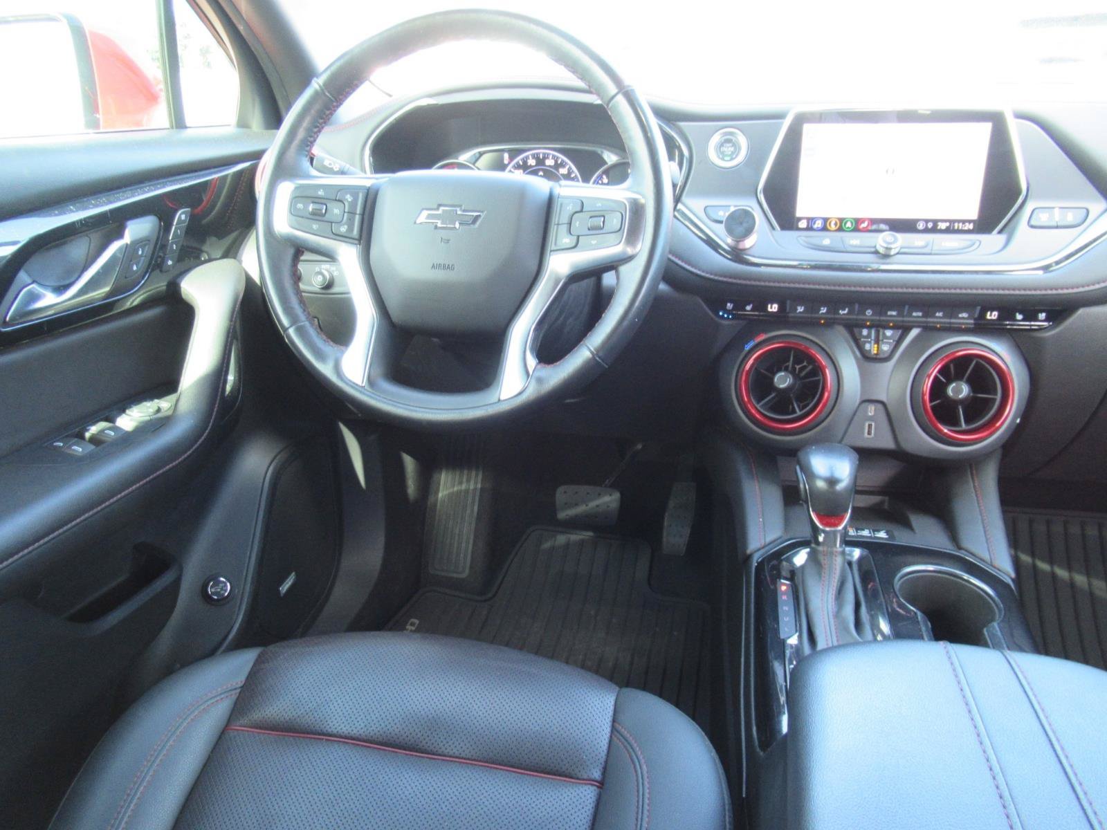 Used 2022 Chevrolet Blazer RS w/ Enhanced Convenience Package FWD image 13