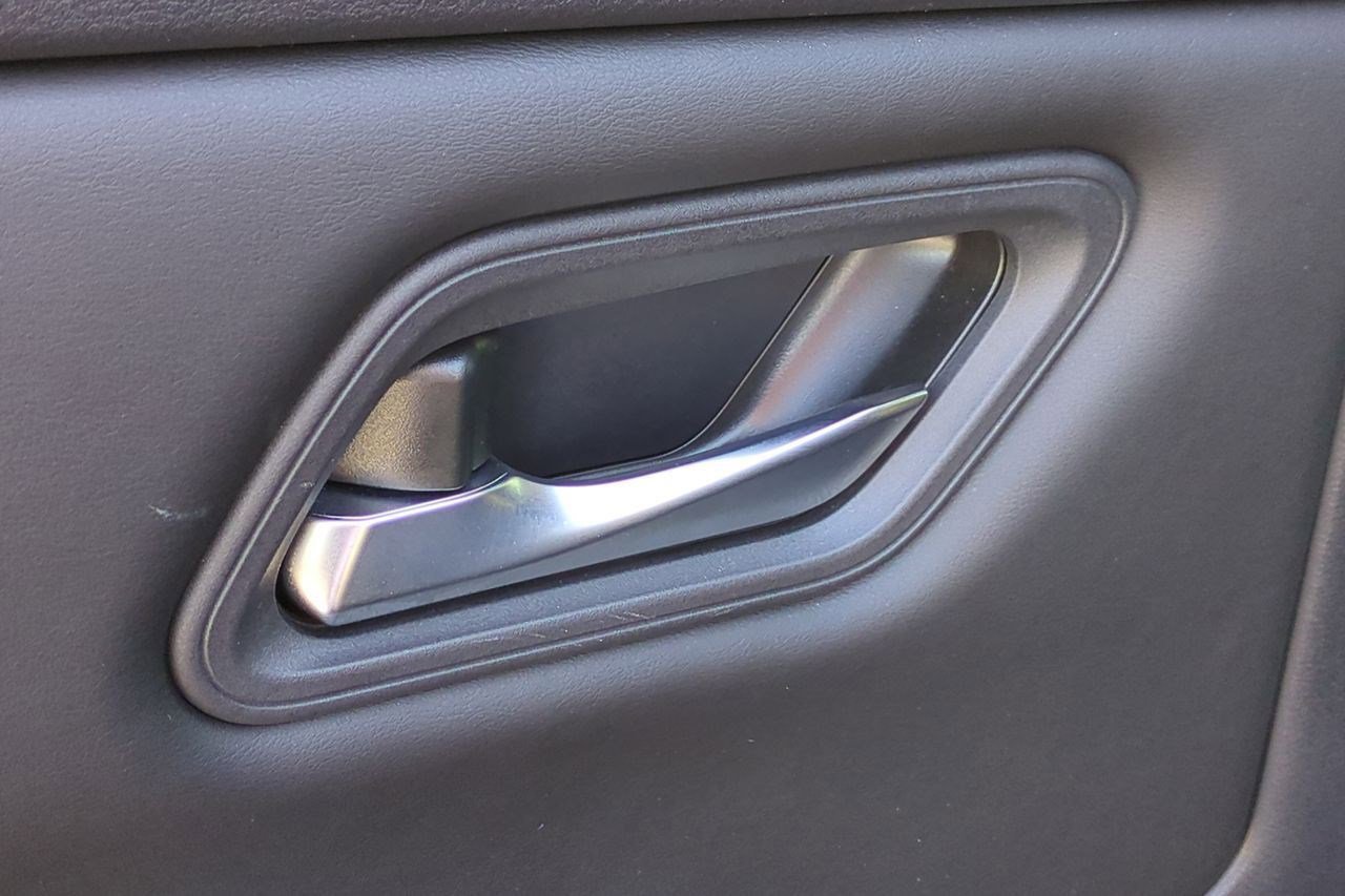 Certified 2024 Nissan Rogue SV FWD image 28