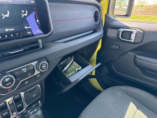 Used 2024 Jeep Wrangler Rubicon image 21