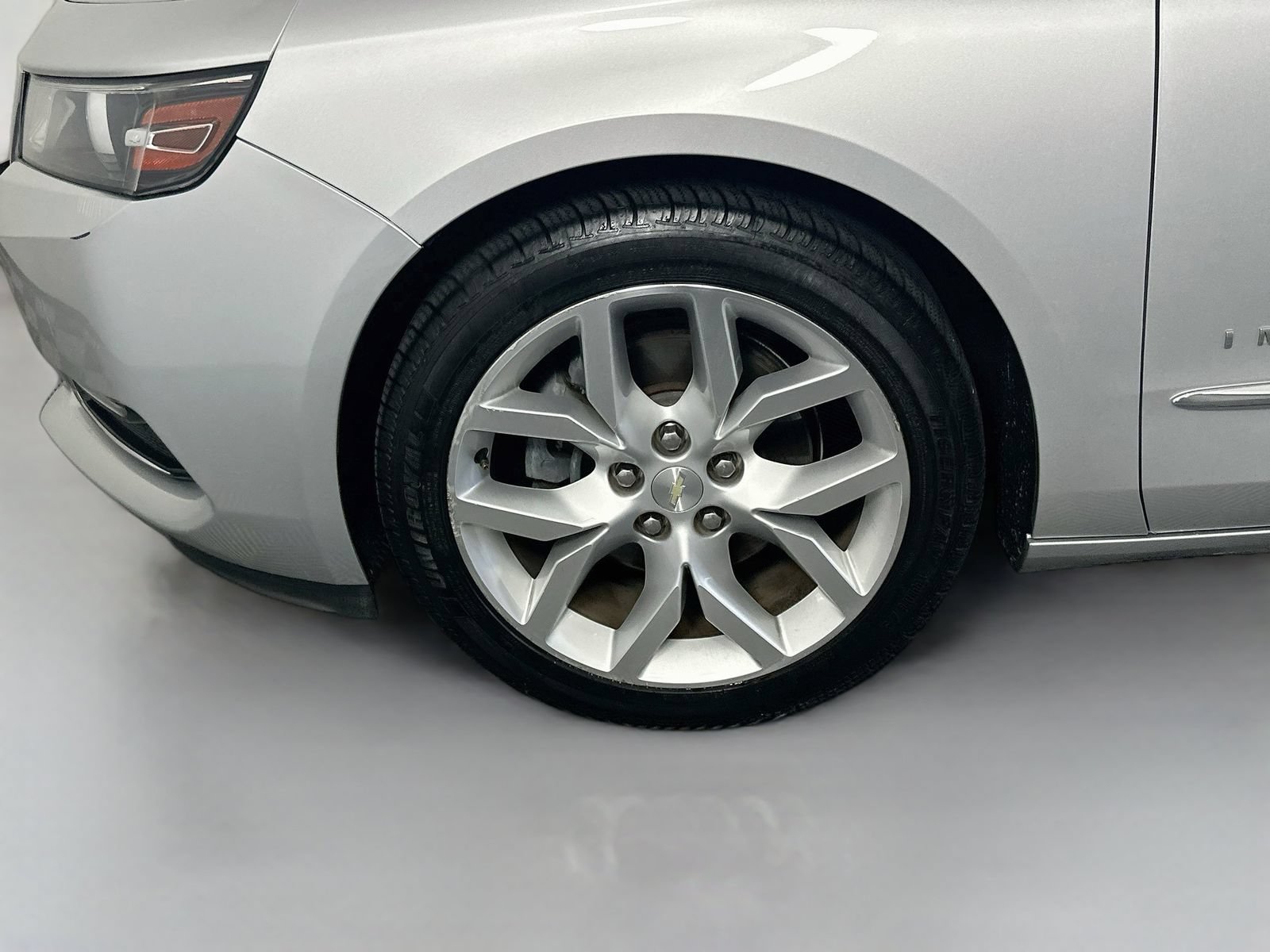Used 2018 Chevrolet Impala Premier FWD image 30