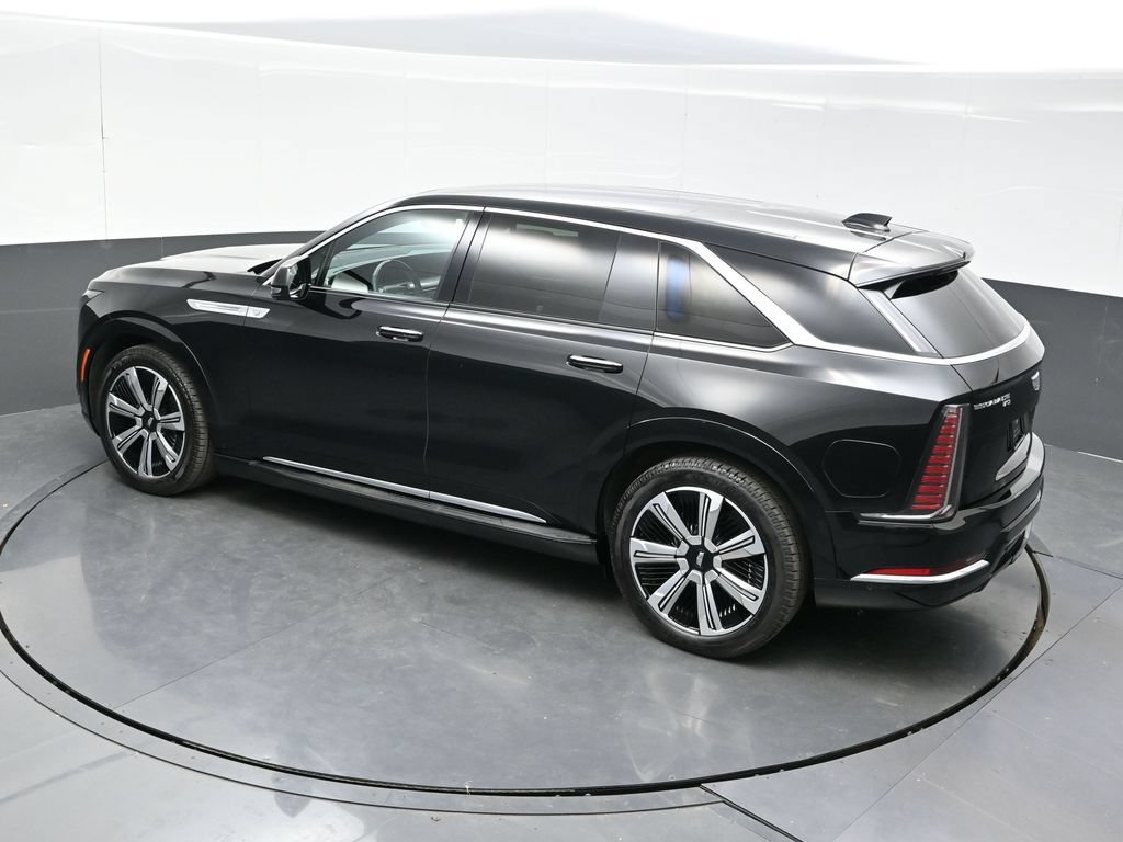Certified 2026 Cadillac Escalade IQ Luxury 2 w/ LPO, Premium Carpet Package AWD/4WD image 38