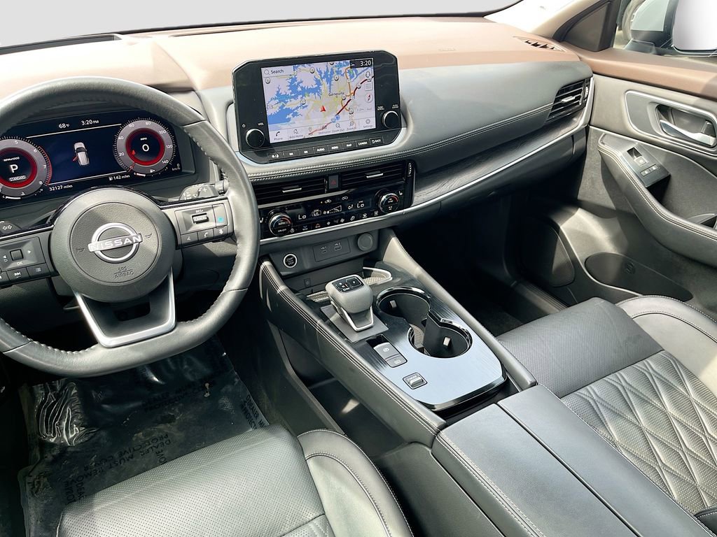 Used 2023 Nissan Rogue Platinum w/ Platinum Premium Package FWD image 30