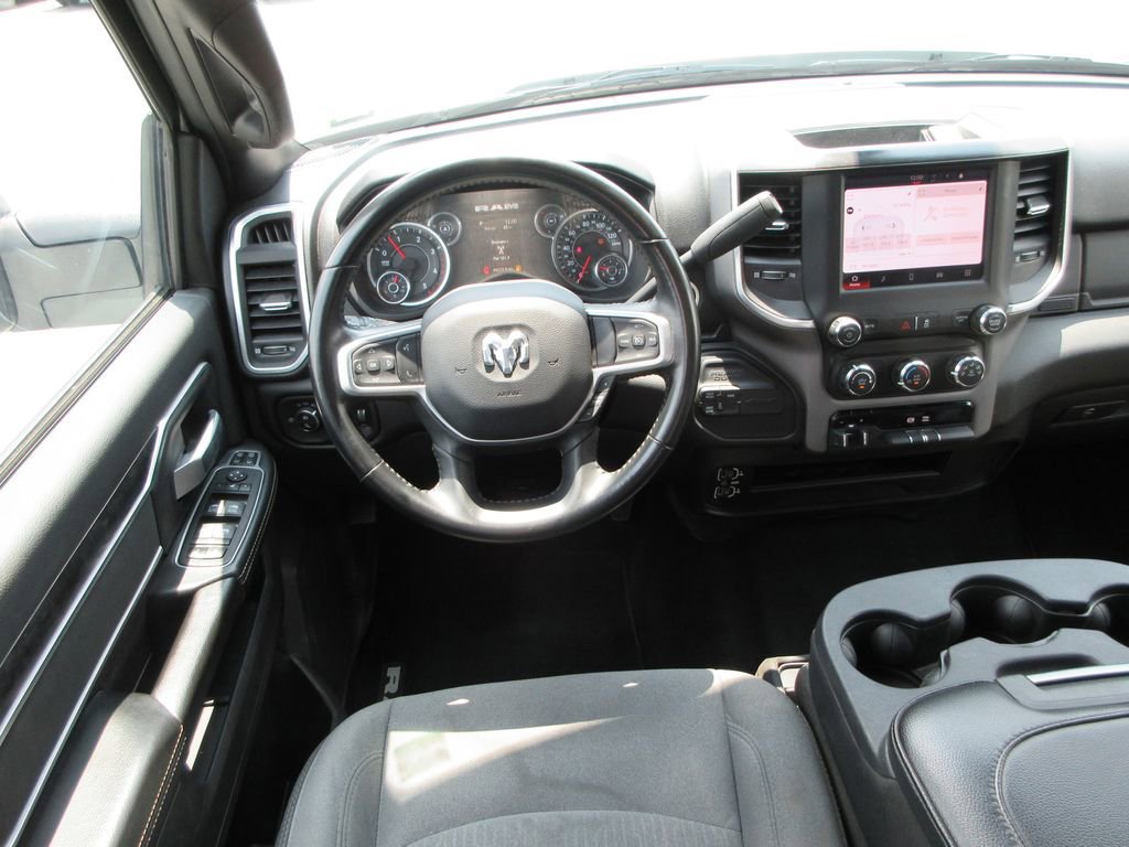 Used 2024 RAM 2500 Big Horn AWD/4WD image 17