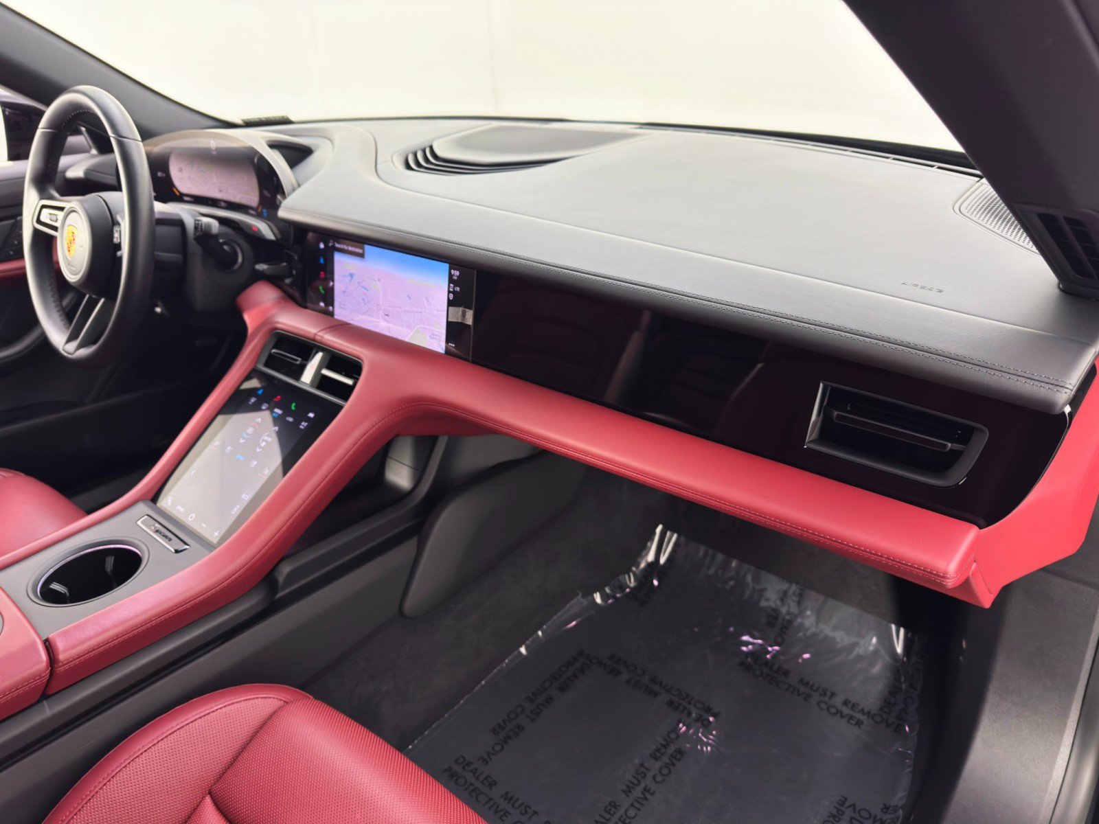 Used 2023 Porsche Taycan w/ Premium Package image 15