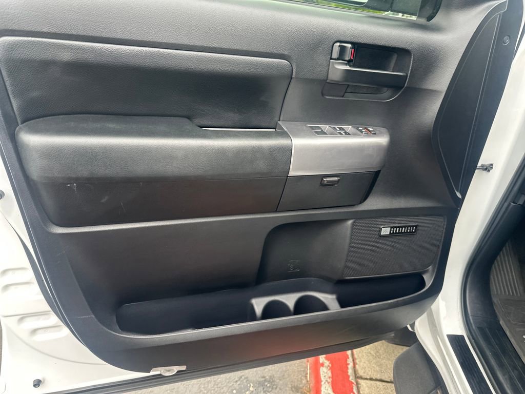 Used 2021 Toyota Sequoia TRD Pro AWD/4WD image 10