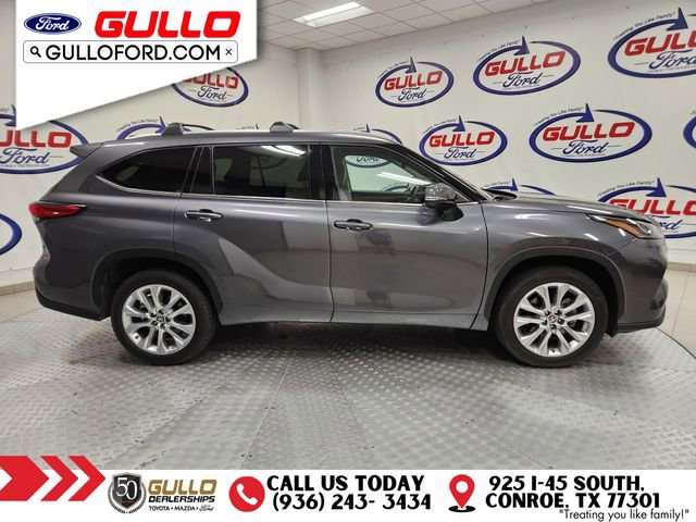 Used 2023 Toyota Highlander Limited image 4