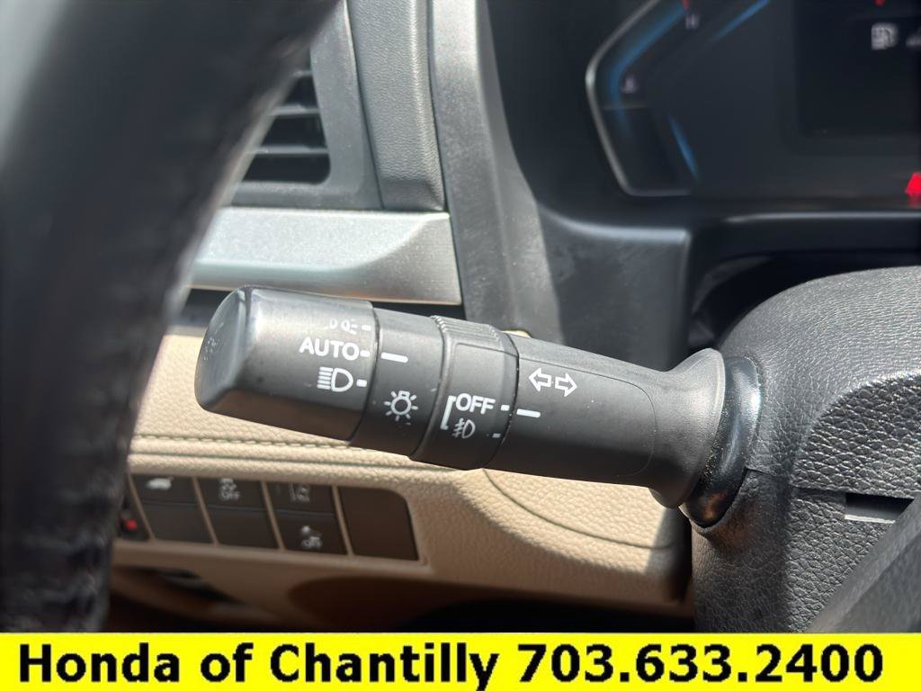 Used 2019 Honda Odyssey EX-L image 10