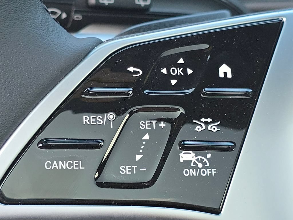 New 2026 Mercedes-Benz GLB 250 4MATIC image 33