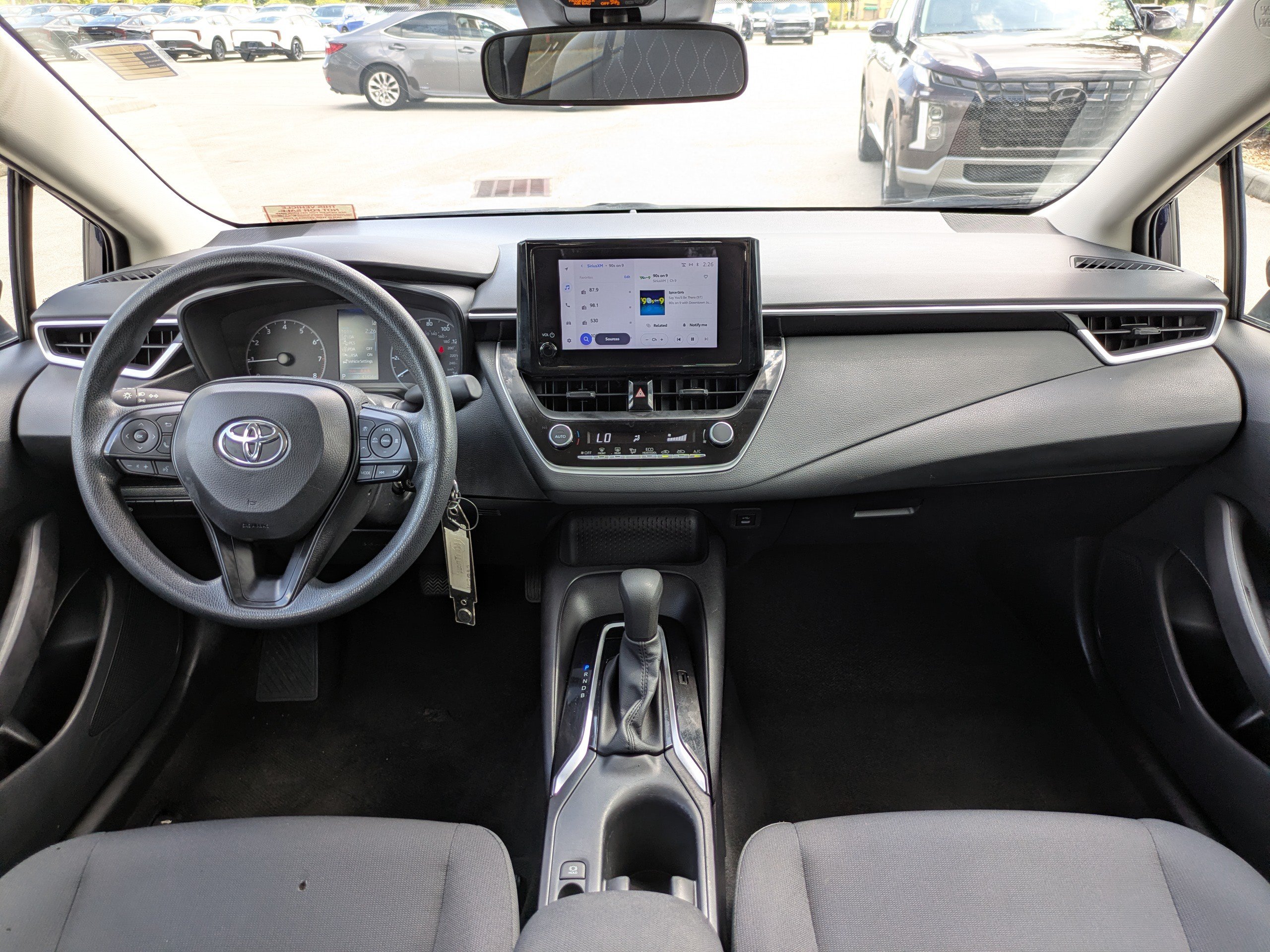 Used 2024 Toyota Corolla LE FWD image 17