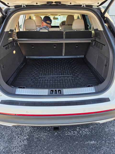 Used 2022 Lincoln Nautilus Reserve FWD image 10