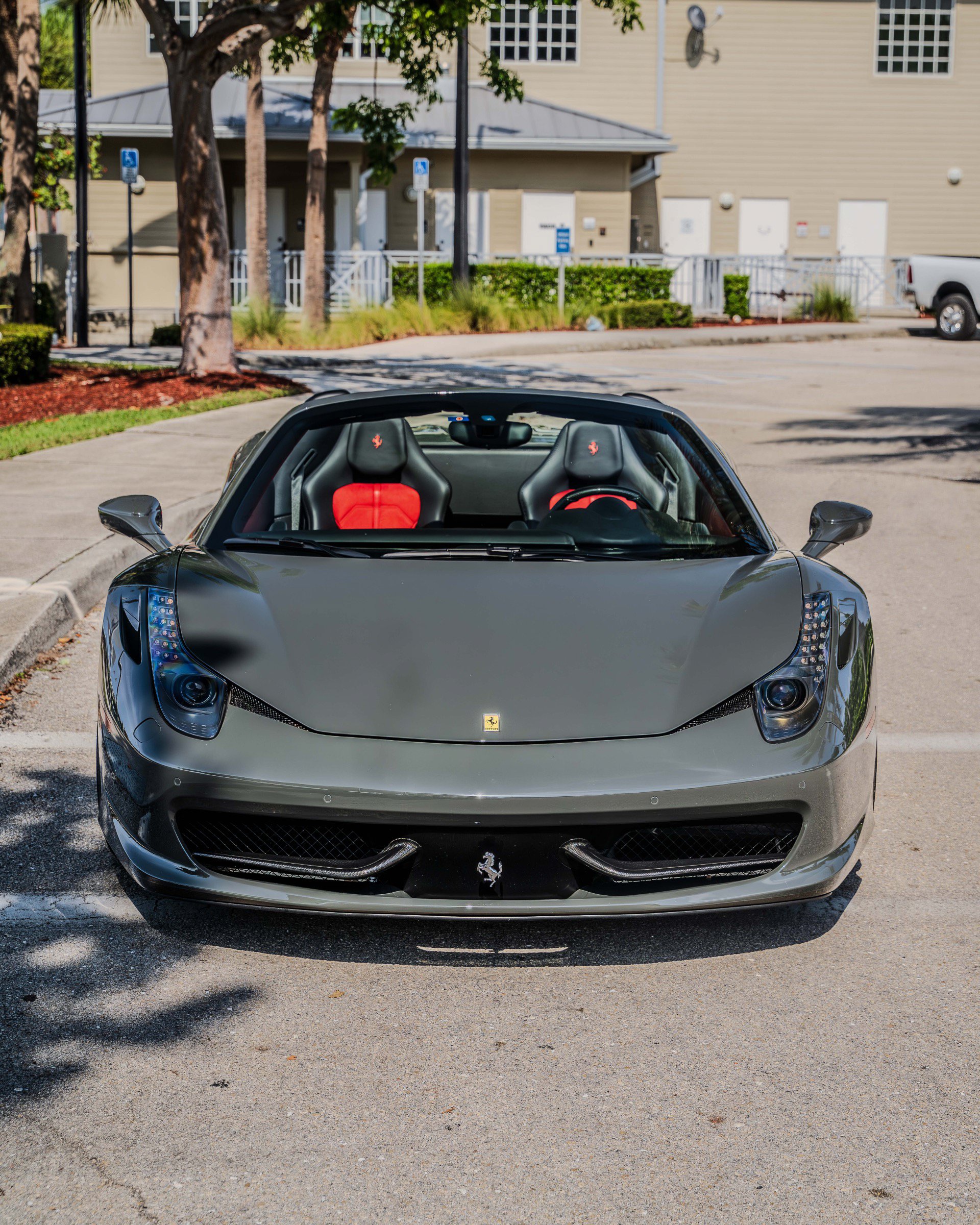 Used 2014 Ferrari 458 Spider RWD image 2