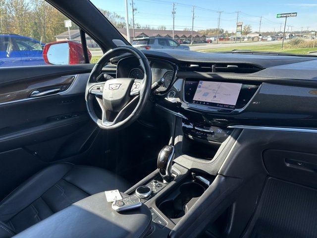 Used 2020 Cadillac XT6 Premium Luxury w/ Platinum Package image 9