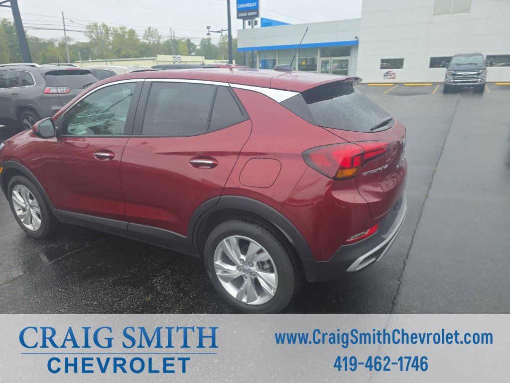 Used 2024 Buick Encore GX Preferred w/ Comfort Package FWD image 3