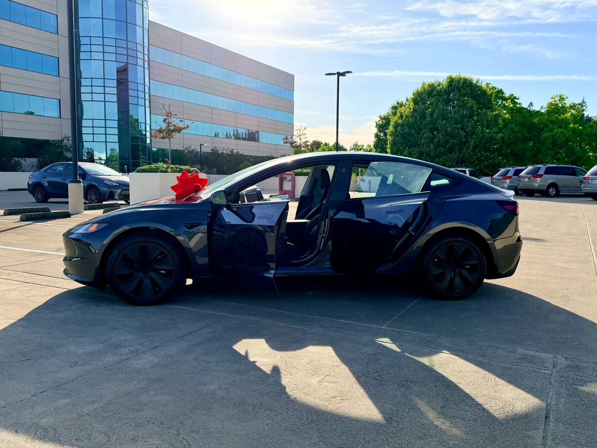 Used 2024 Tesla Model 3 Standard Range RWD image 38
