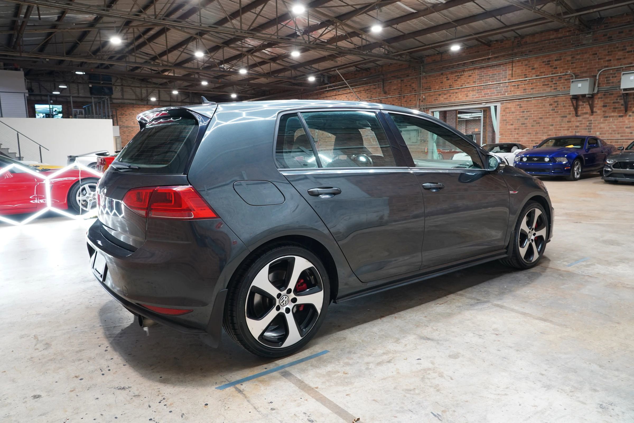 Used 2015 Volkswagen GTI Autobahn w/ Lighting Package (SEL) FWD image 14