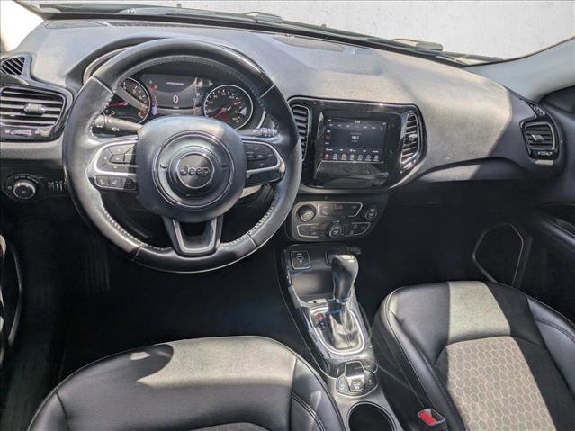 Used 2020 Jeep Compass Latitude image 16