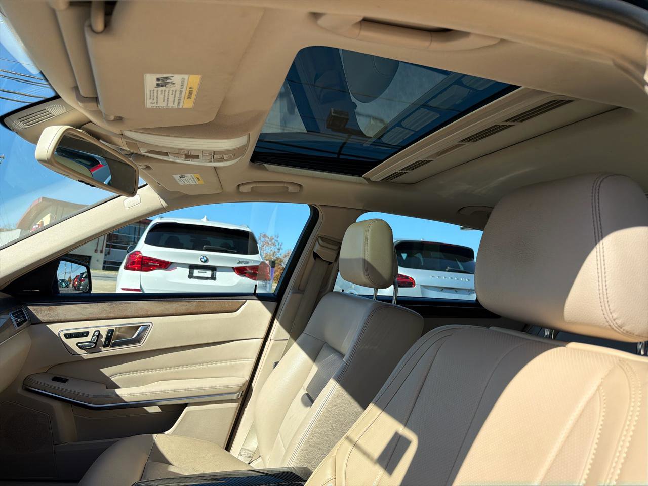 Used 2014 Mercedes-Benz E 350 4MATIC Sedan image 23