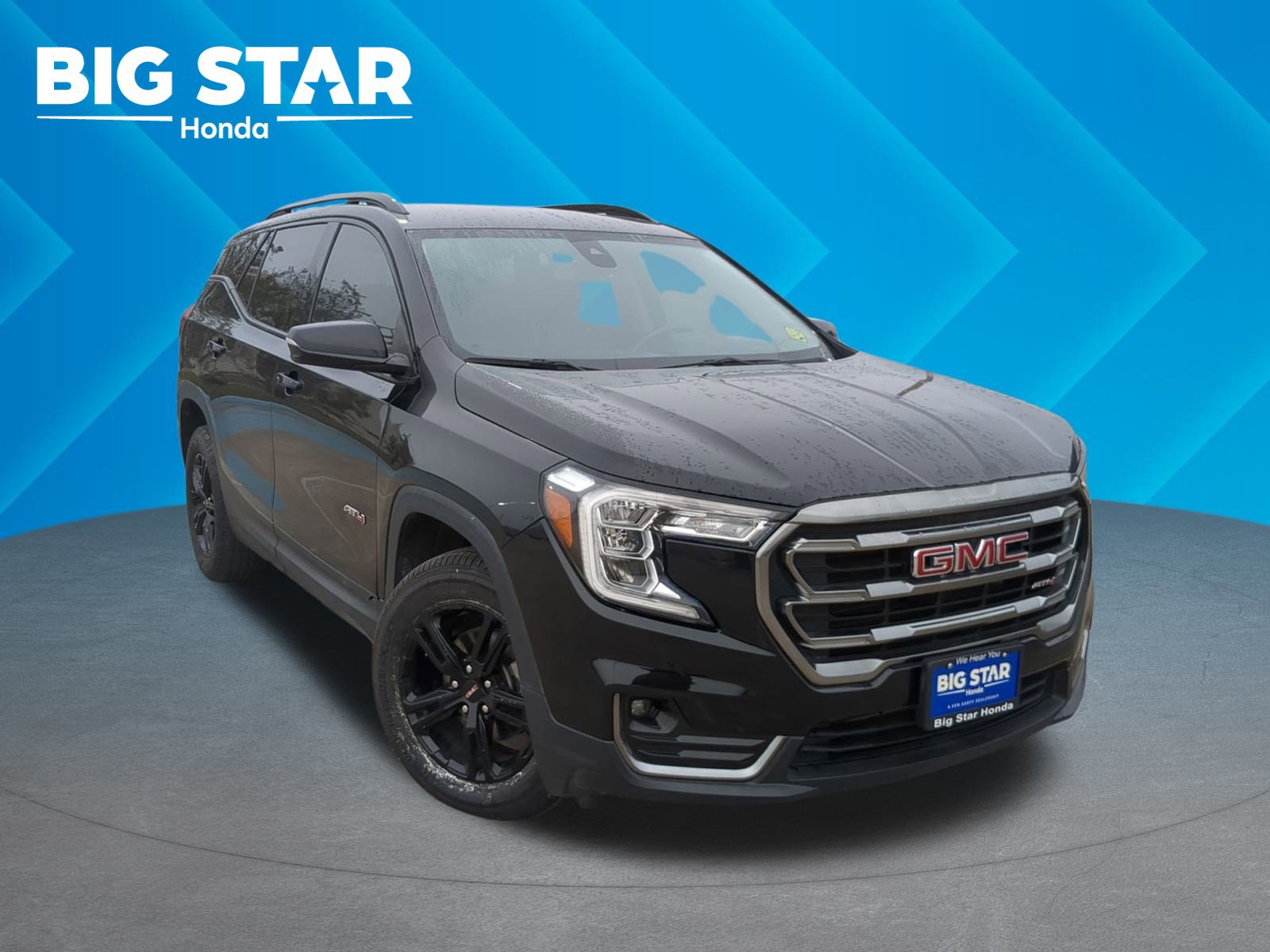 Used 2023 GMC Terrain AT4 image 1