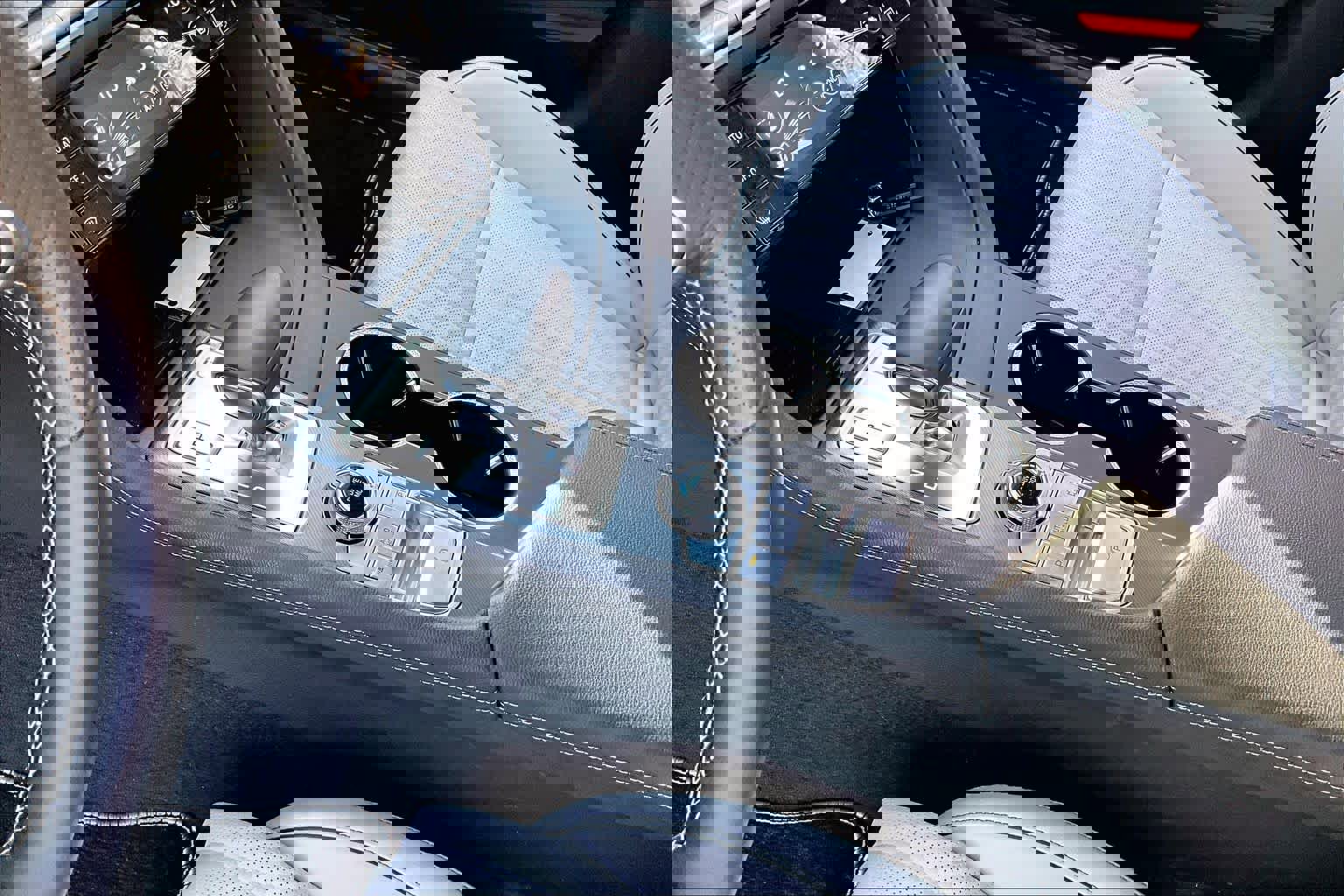 Used 2025 Genesis G70 3.3T Advanced image 17