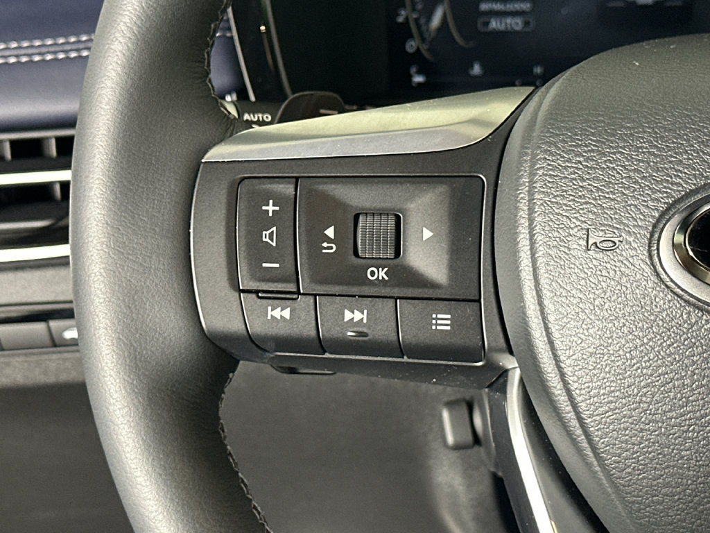 Used 2026 INFINITI QX60 Sport w/ Dark Cargo Package AWD/4WD image 25