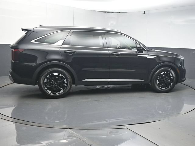 Used 2025 Kia Sorento S w/ Panoramic Sunroof Package FWD image 8