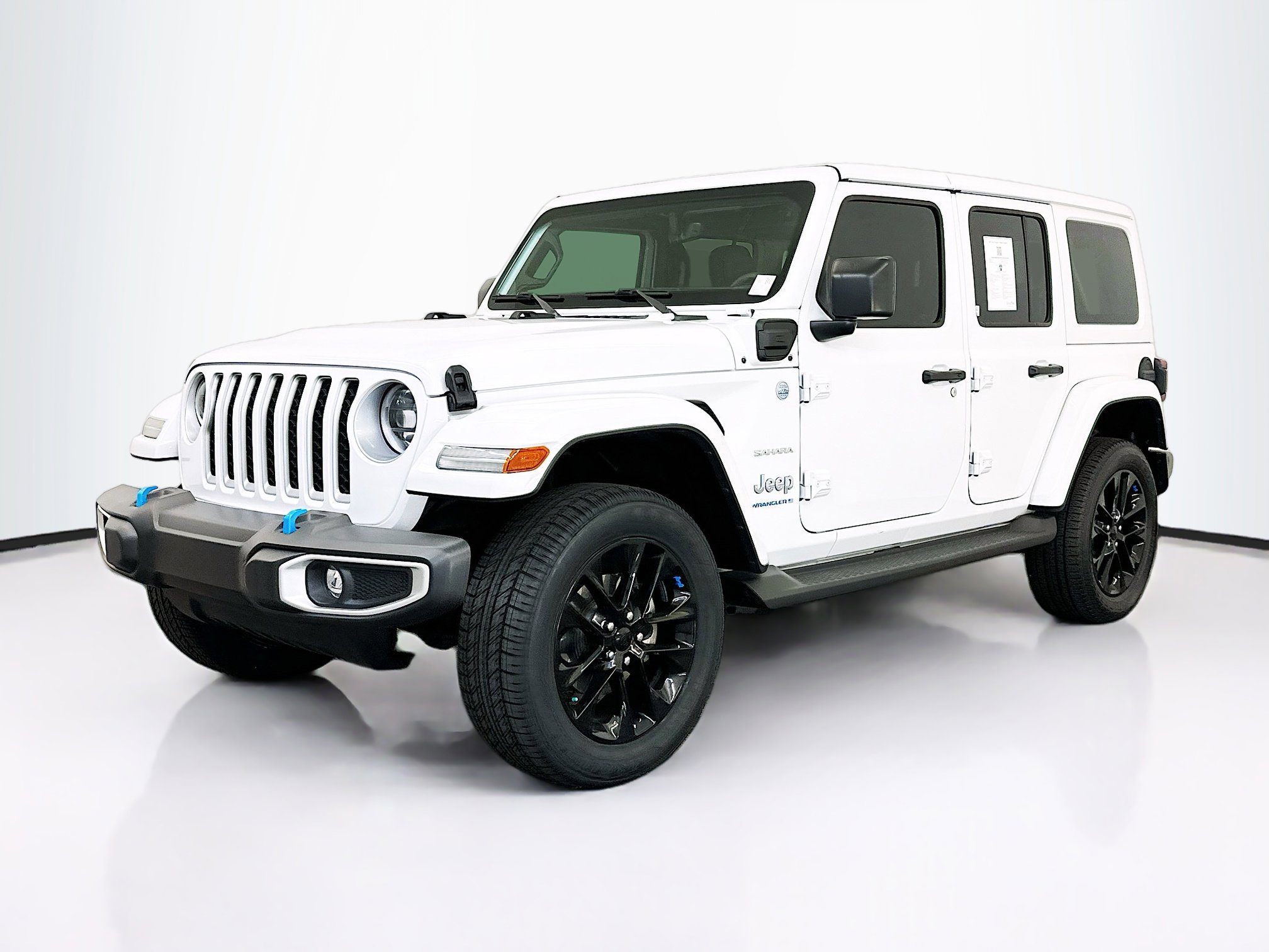 Used 2023 Jeep Wrangler Sahara image 3