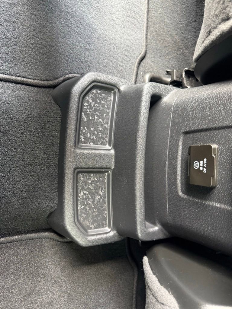 Used 2022 Jeep Wrangler Unlimited Sahara AWD/4WD image 41