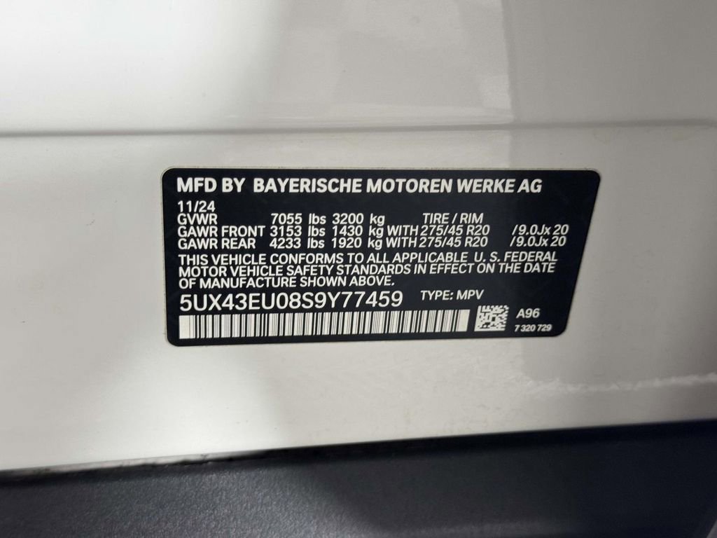 Used 2025 BMW X5 xDrive50e image 16