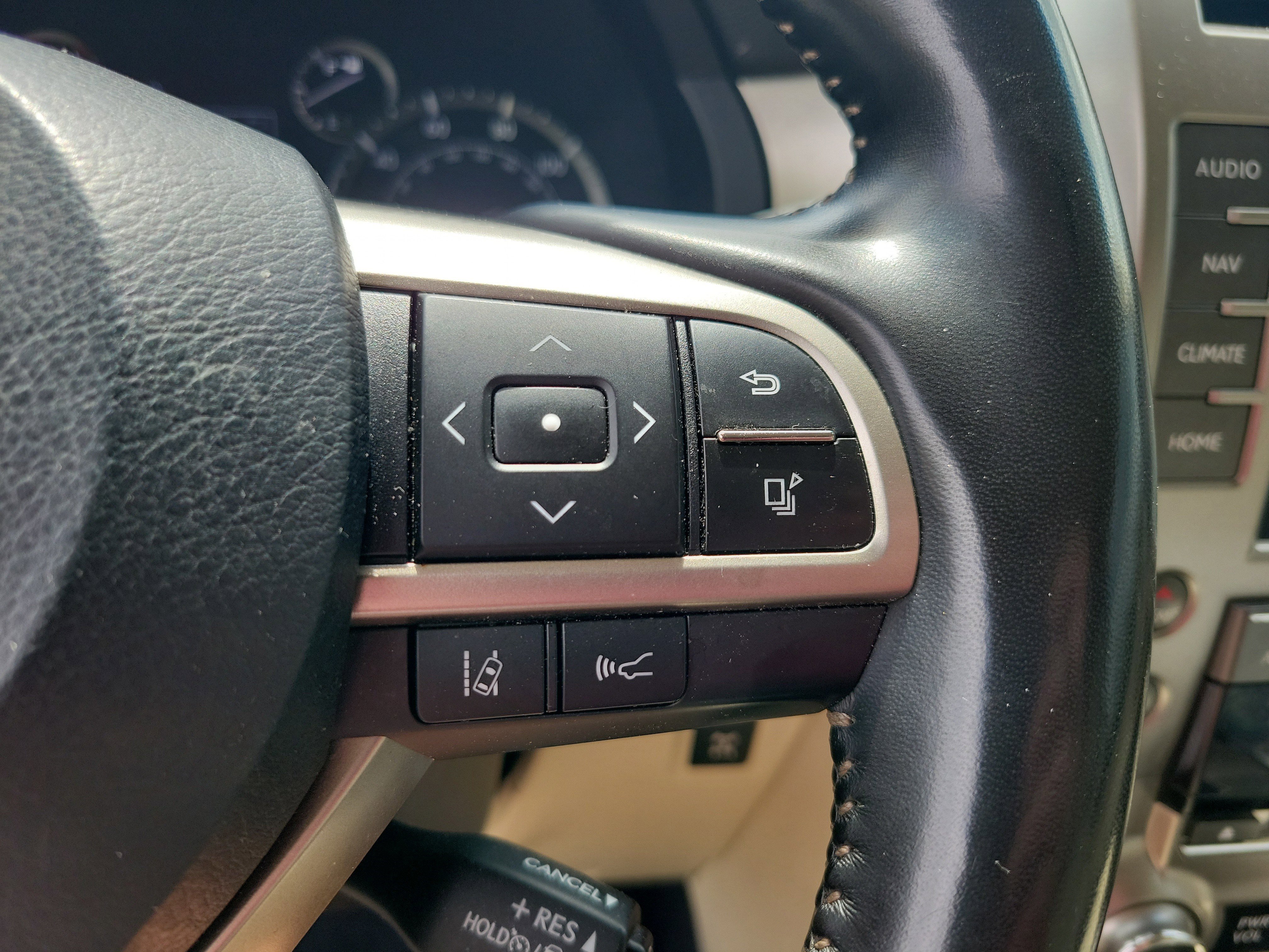 Used 2021 Lexus GX 460 Premium AWD/4WD image 24
