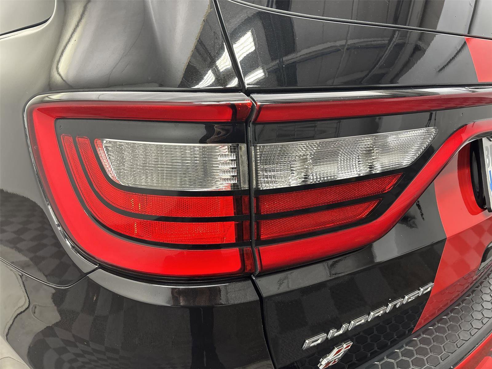 Used 2018 Dodge Durango SRT w/ SRT Interior Appearance Group image 19