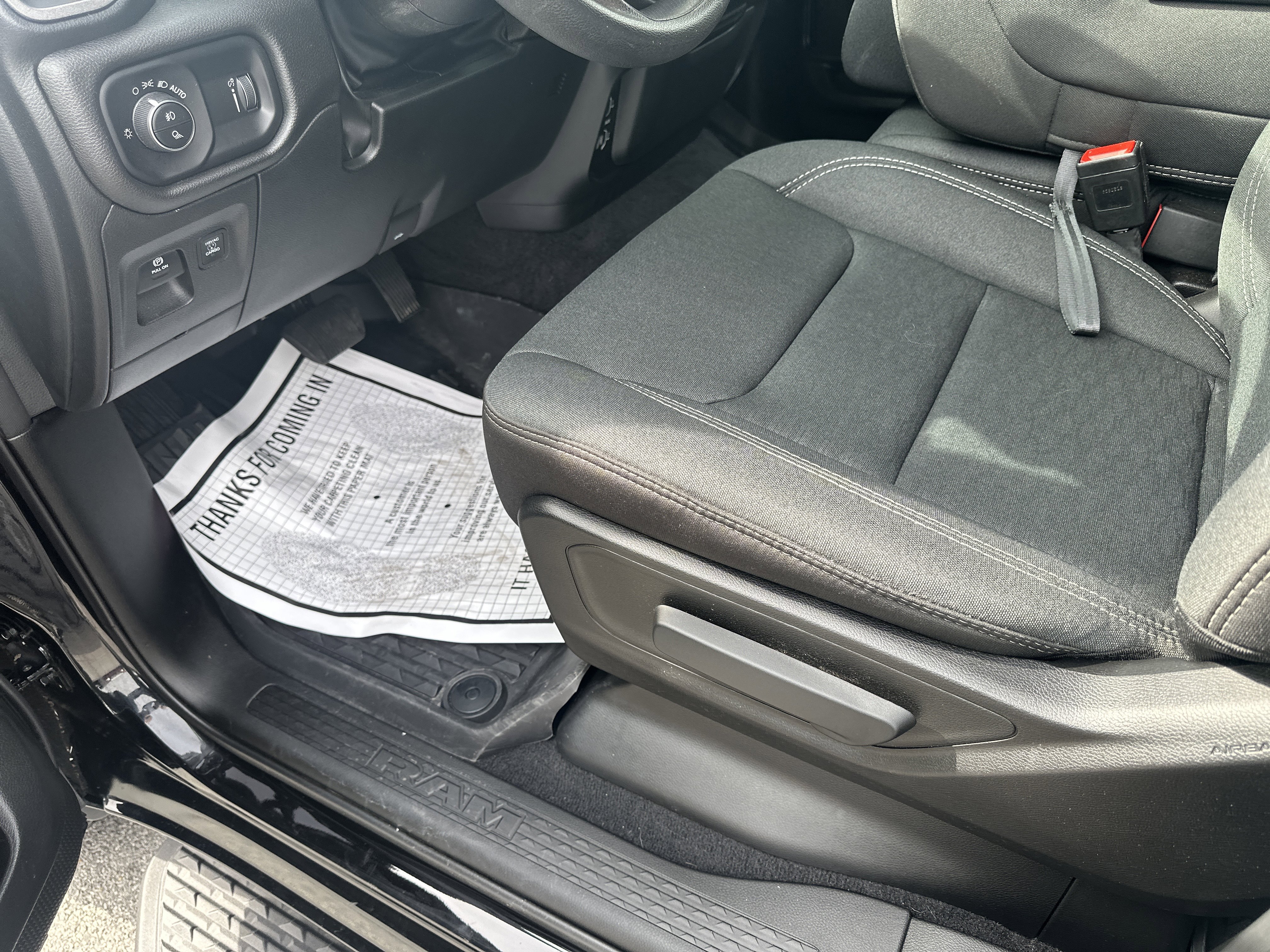 Used 2025 RAM 1500 Classic Warlock image 15