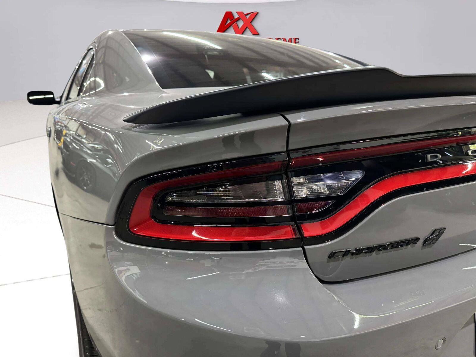 Used 2023 Dodge Charger SXT w/ Blacktop Package AWD/4WD image 13