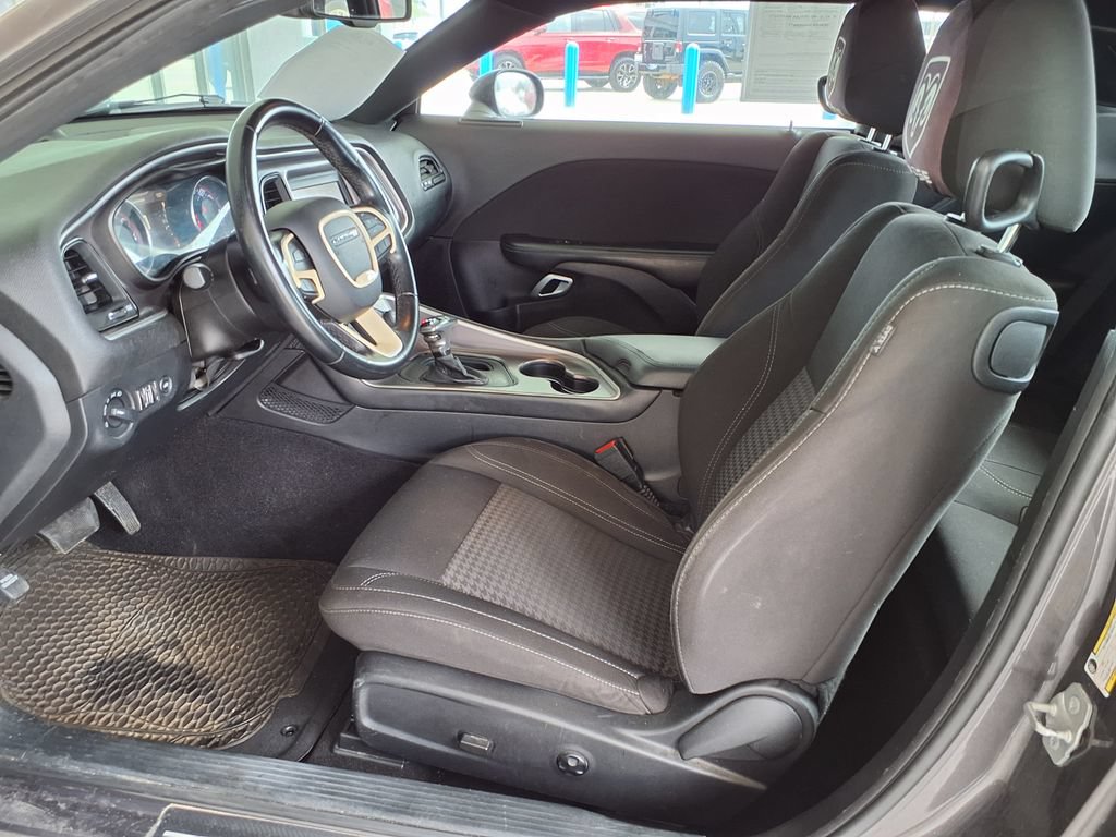 Used 2021 Dodge Challenger SXT RWD image 18