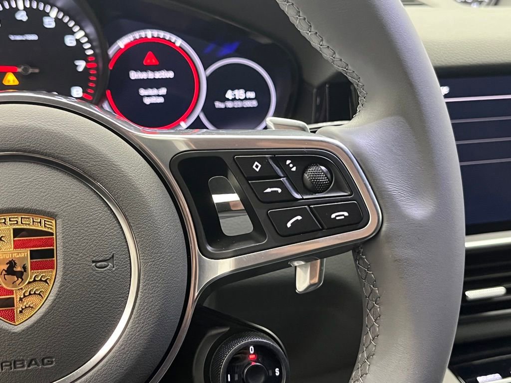 Used 2023 Porsche Cayenne Coupe image 14