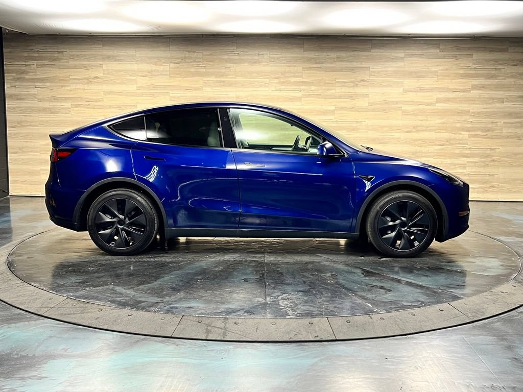 Used 2025 Tesla Model Y Long Range AWD/4WD image 21