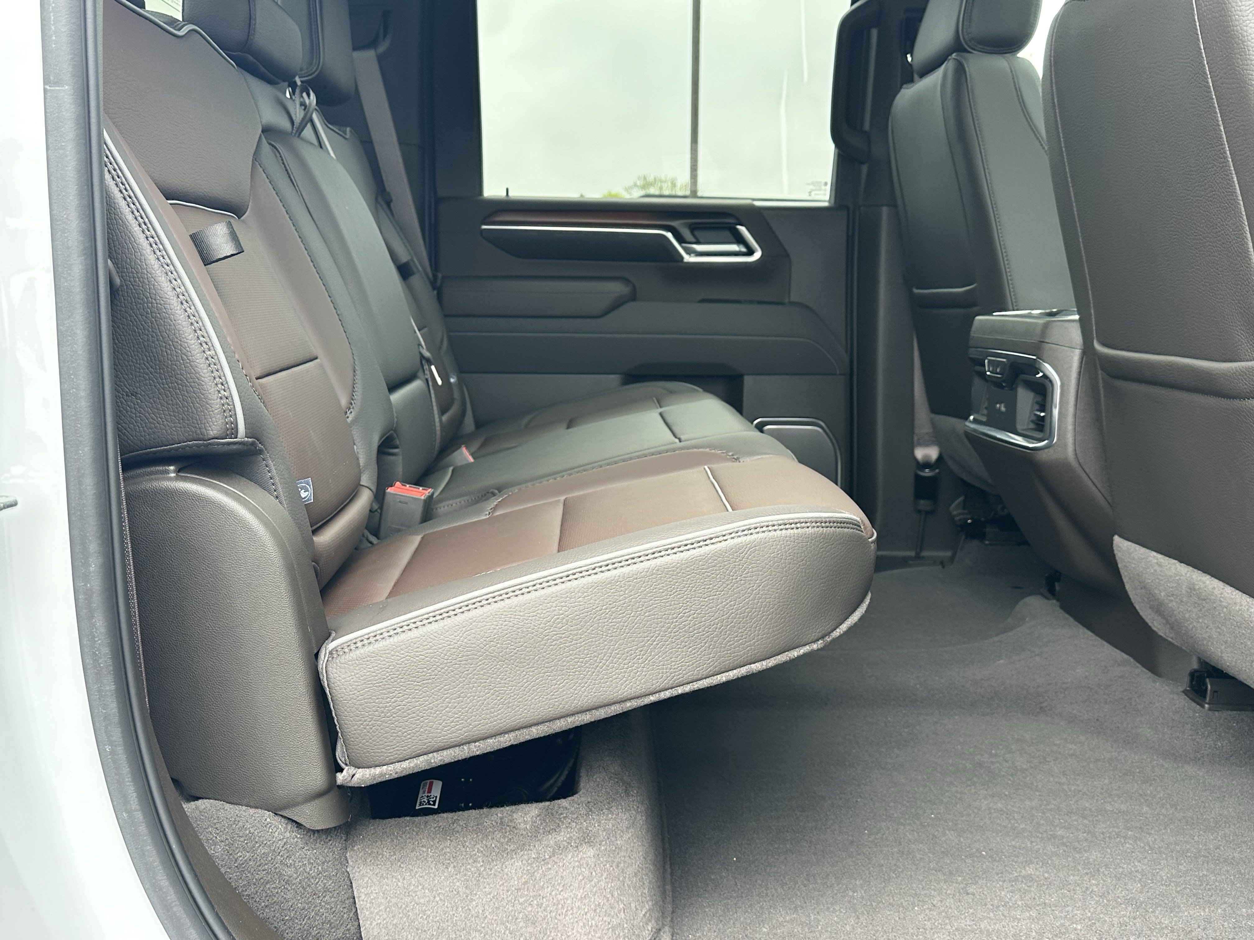 Used 2025 GMC Sierra 2500 Denali w/ Denali Reserve Package image 18