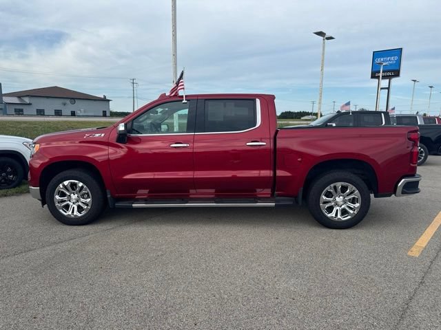Used 2023 Chevrolet Silverado 1500 LTZ w/ Z71 Off-Road Package AWD/4WD image 9