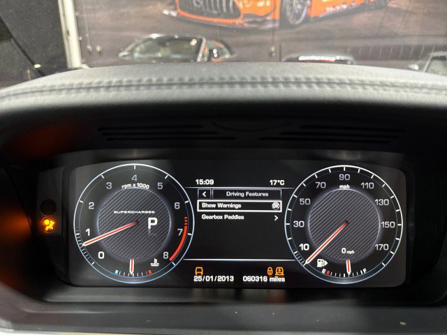 Used 2016 Land Rover Range Rover Long Wheelbase Supercharged image 74