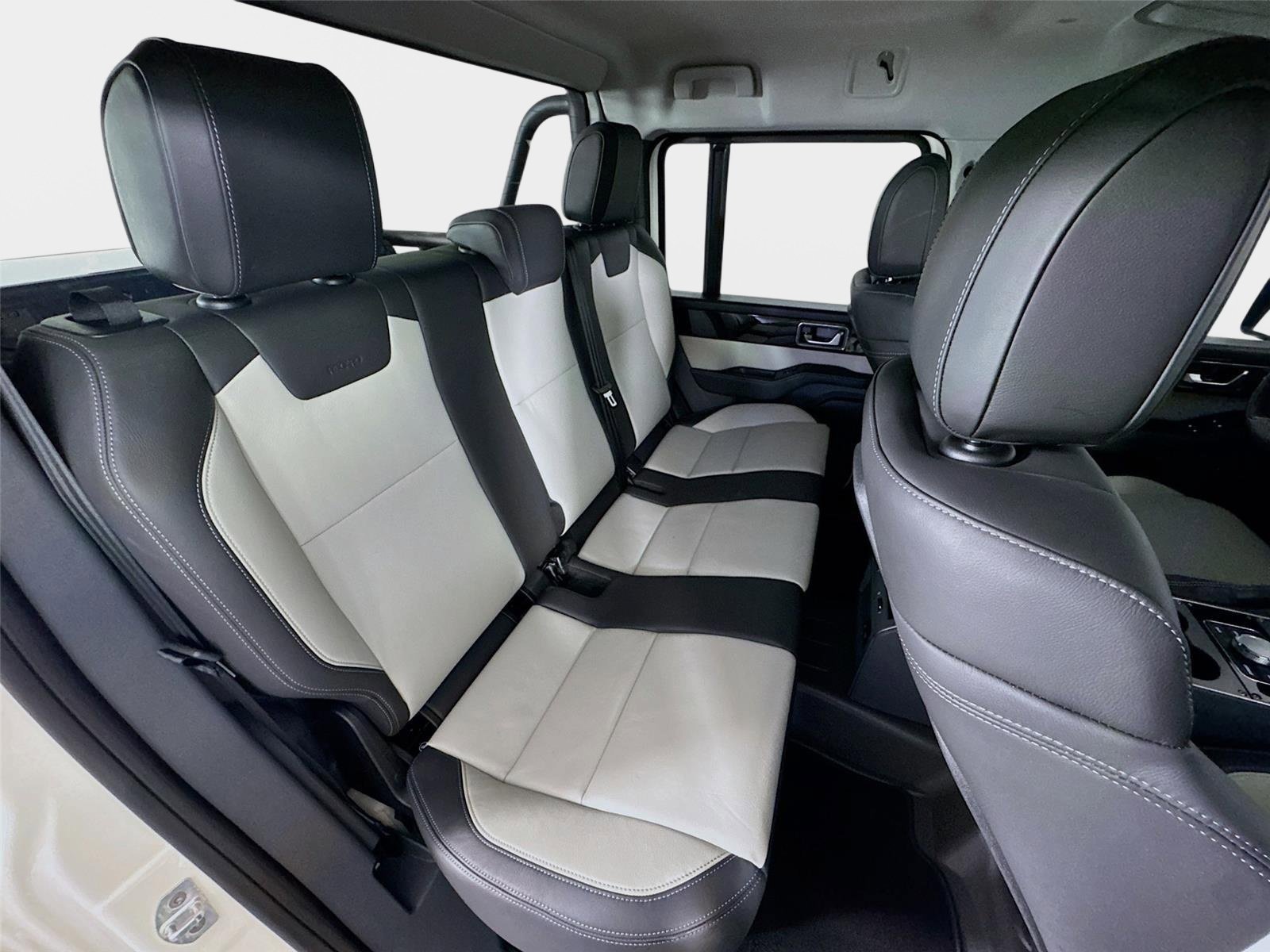 Used 2025 INEOS Grenadier AWD/4WD image 25