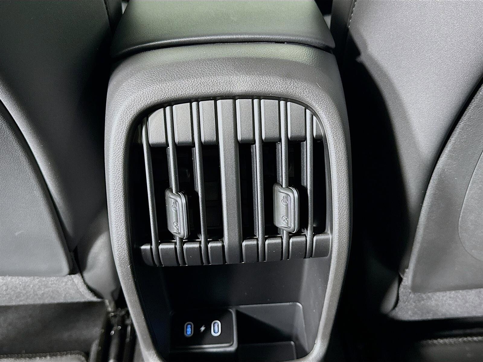 New 2026 Hyundai Kona SEL Premium FWD image 24