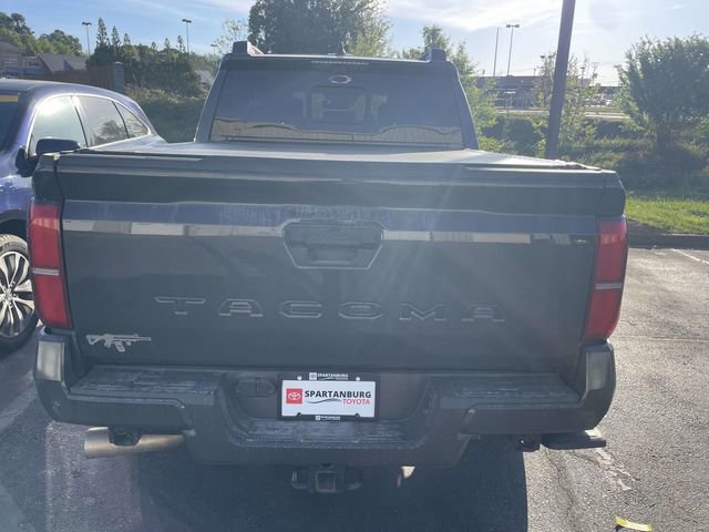 Used 2025 Toyota Tacoma TRD Sport w/ TRD Sport Premium Package image 10