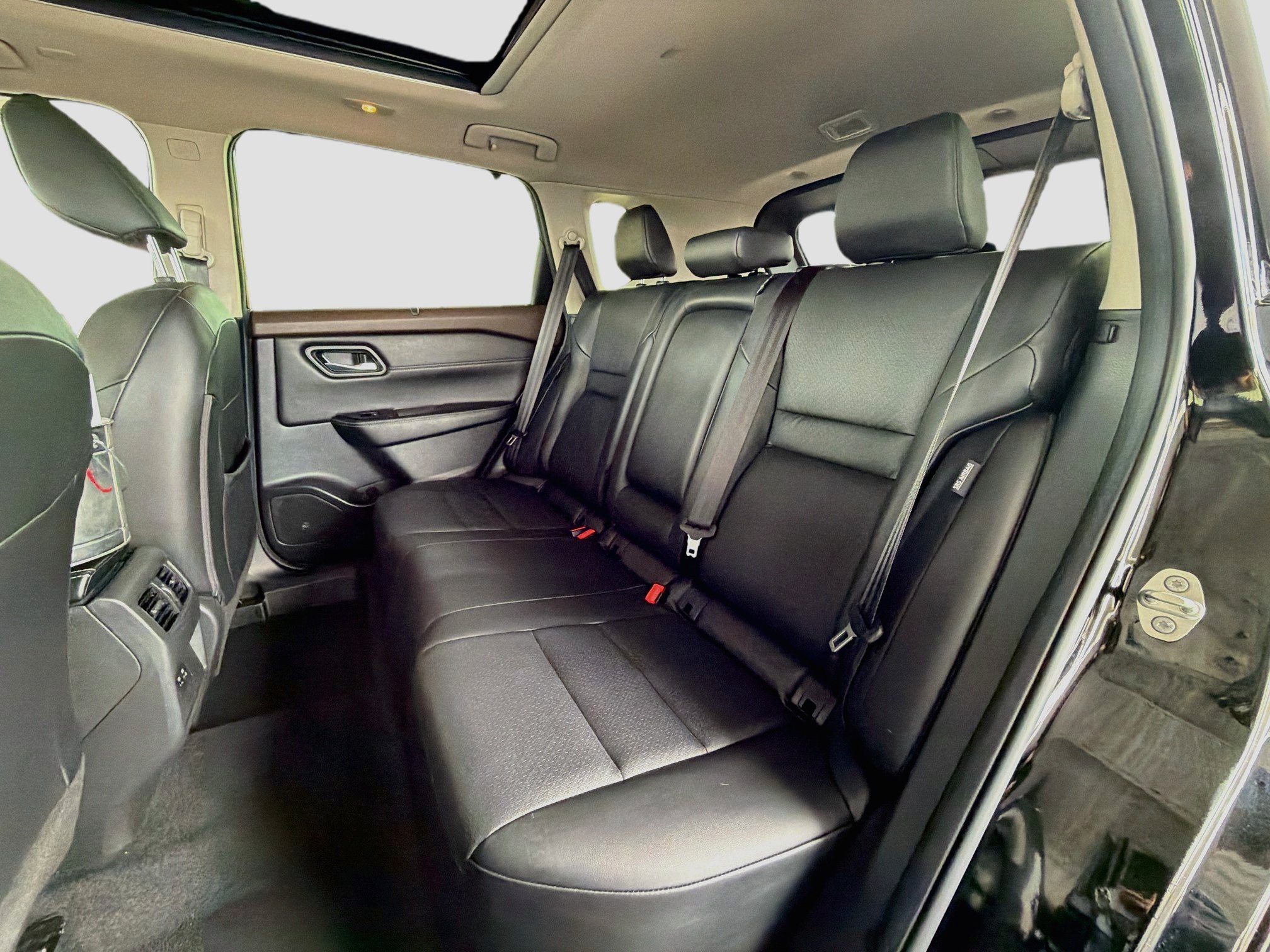 Used 2023 Nissan Rogue SV w/ SV Premium B Package AWD/4WD image 27