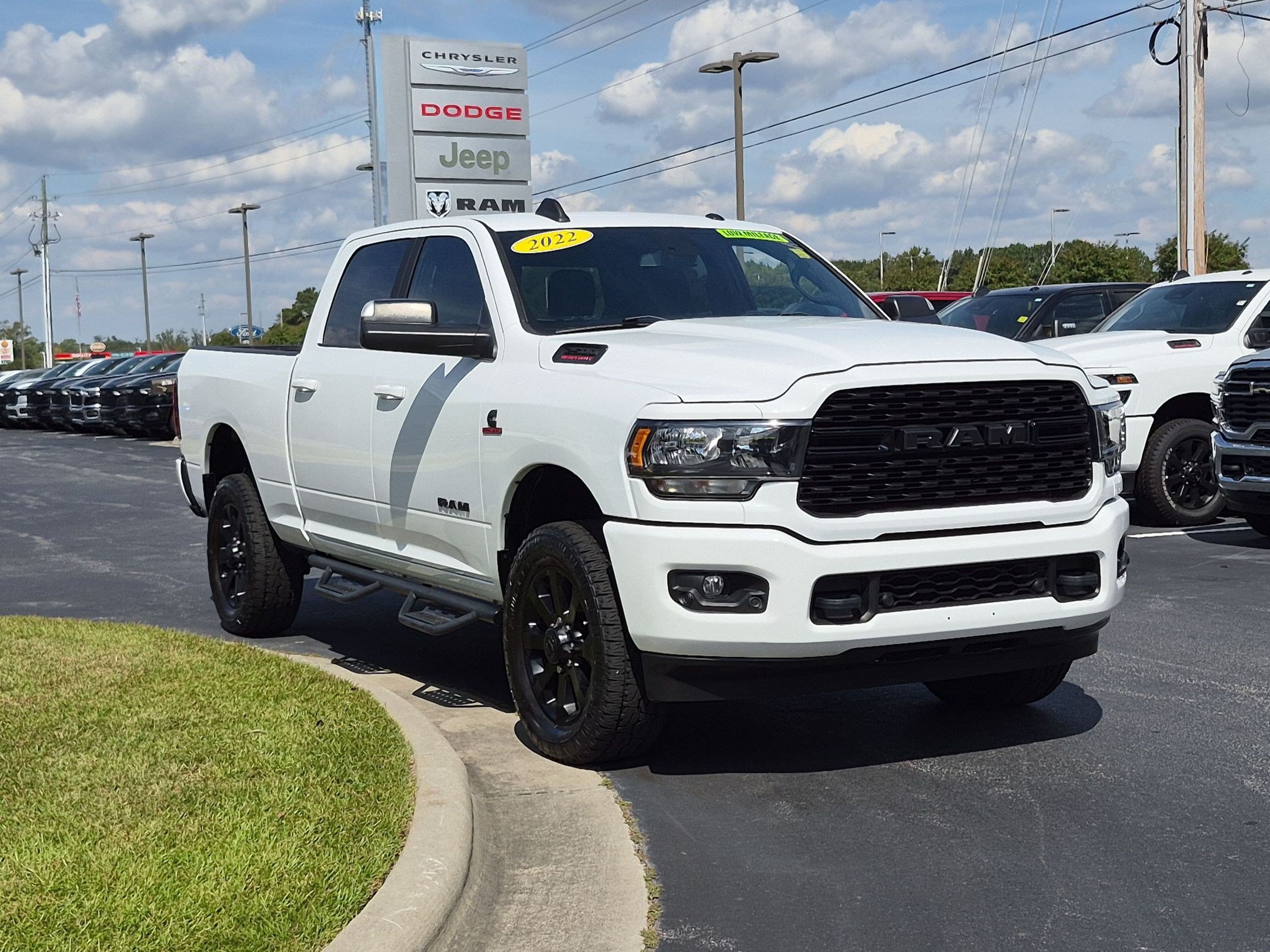 Used 2022 RAM 2500 Big Horn w/ Level B Equipment Group AWD/4WD image 3