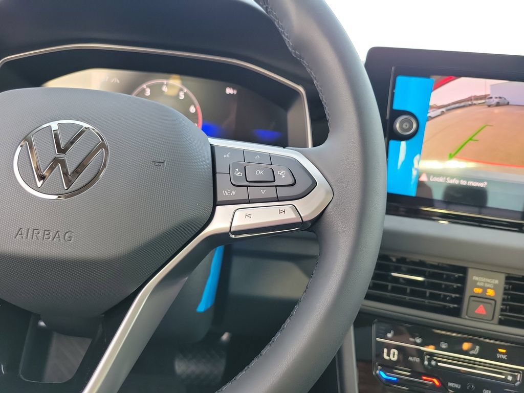 New 2026 Volkswagen Jetta SE FWD image 19