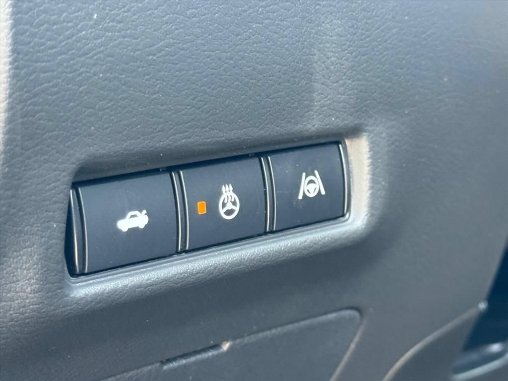 New 2026 Nissan Sentra SR w/ SR Premium Package FWD image 15