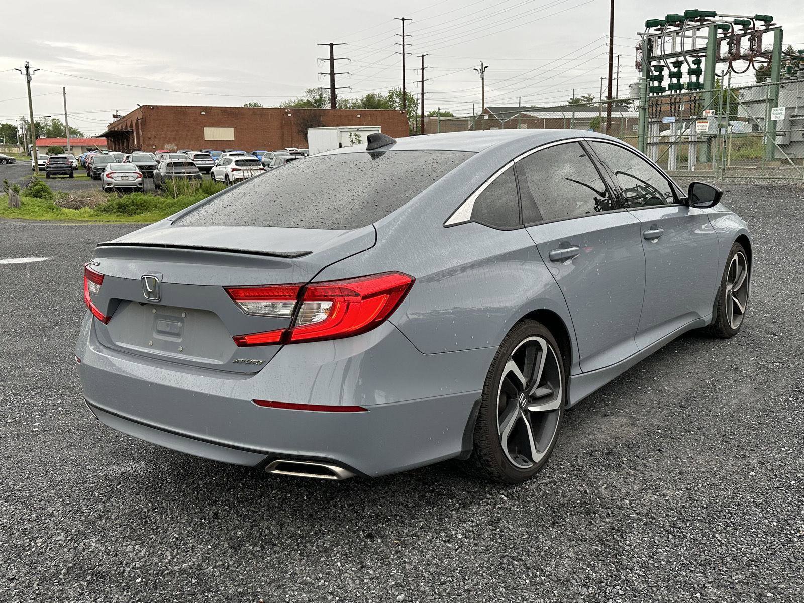 Used 2022 Honda Accord Sport image 8